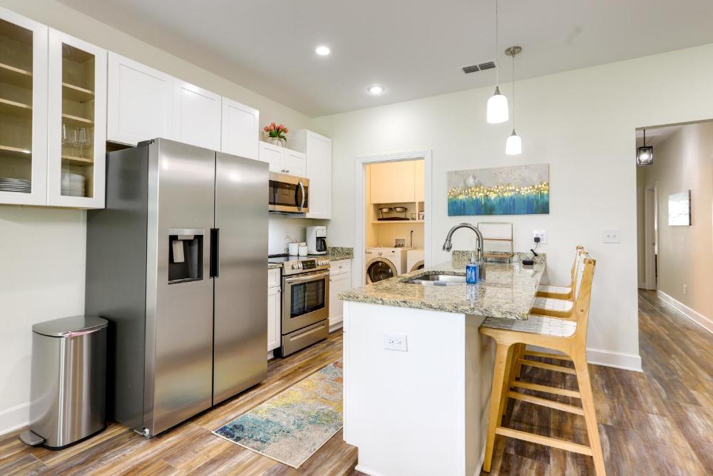 Chic Thomasville Home Walk to Downtown!